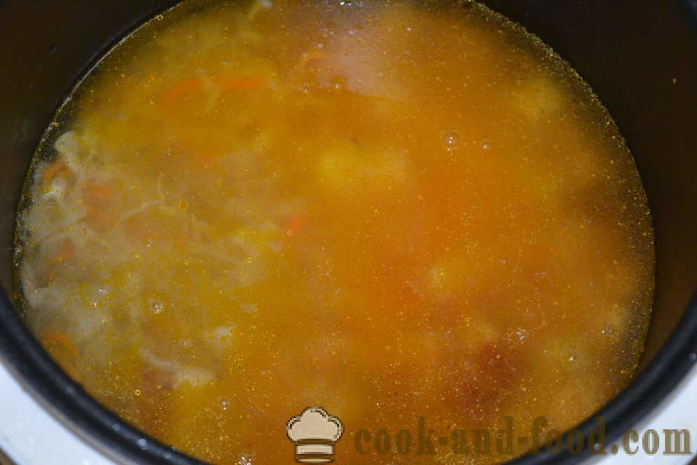Minestra acida di crauti con multivarka carne - come cucinare la zuppa di crauti in multivarka, passo dopo passo ricetta foto