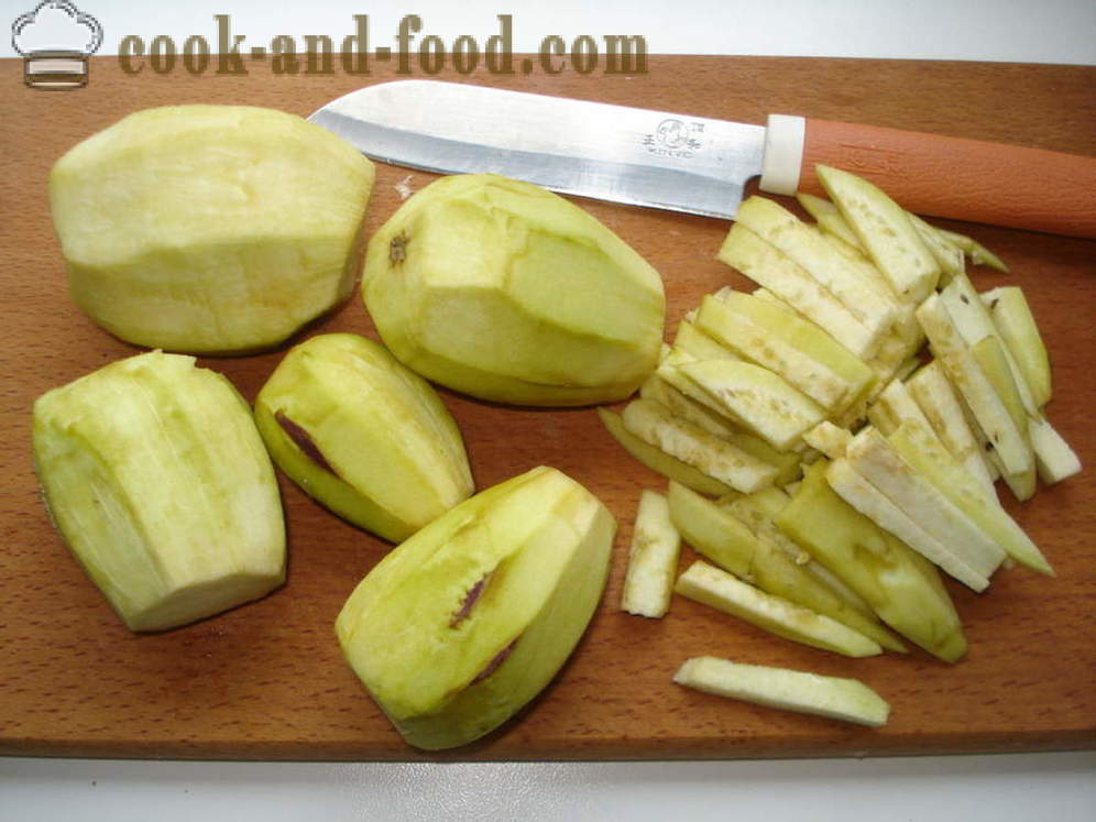 Rotolo da lavash con caviale di verdure - come fare il pane pita farciti con melanzane, un passo per passo ricetta foto