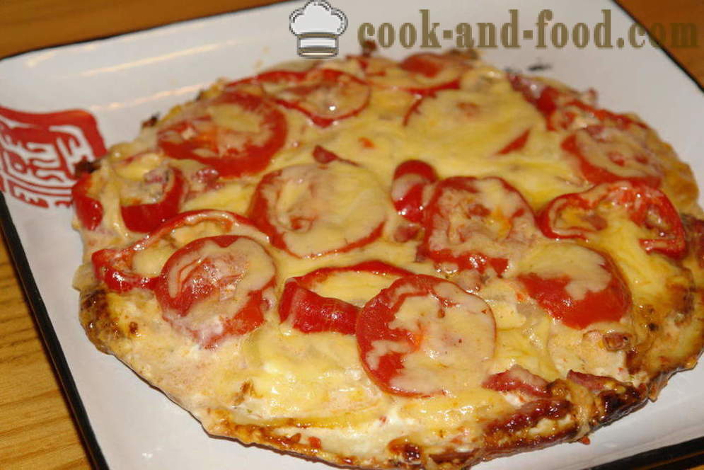 Azzimo pizza veloce in padella per 10 minuti - come cucinare una pizza in padella rapidamente, passo dopo passo ricetta foto