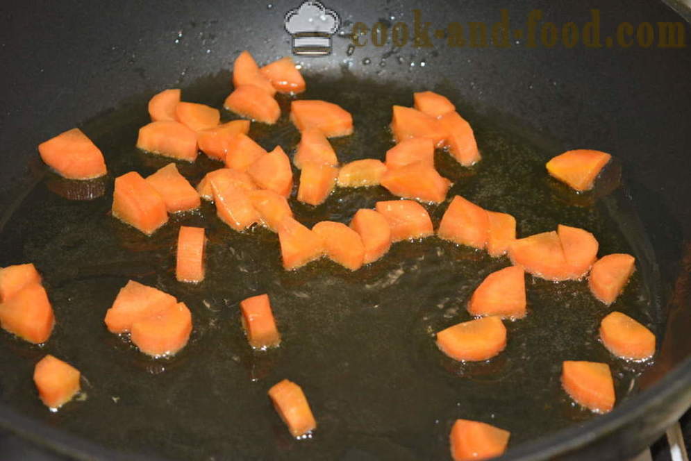 Stufato di verdure con melanzane e zucchine al forno - come cucinare in padella melanzane e zucchine, con un passo per passo ricetta foto