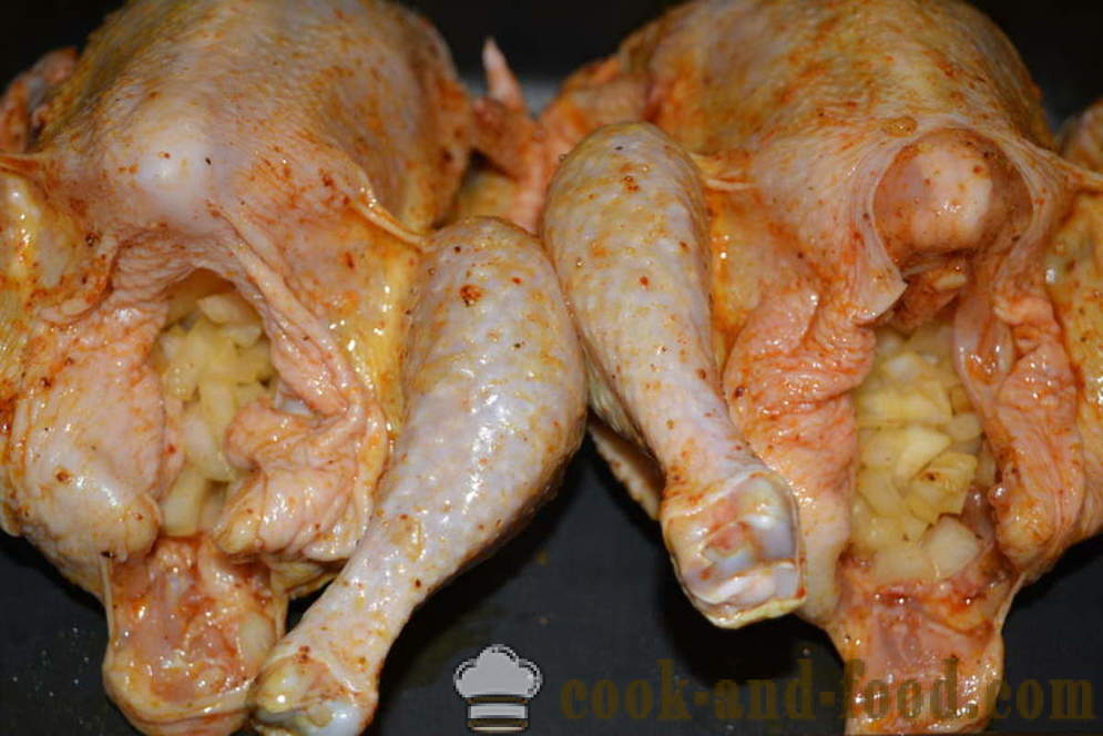 Pollo farcito con una crosta croccante al forno - come il pollo cotto in tutto il forno, un passo per passo ricetta foto