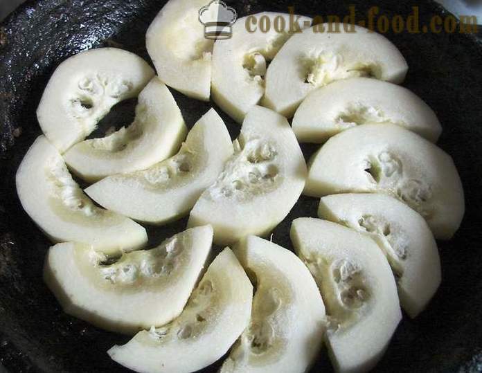 Zucchine brasate in crema - come cucinare le zucchine al vapore con verdure, un passo per passo ricetta foto