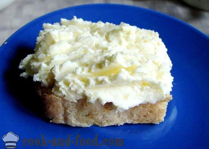 Formaggio panino al burro di aglio - come cucinare il burro formaggio, una ricetta semplice con una foto