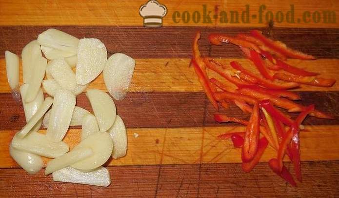 Cetriolo fritto con peperoncino, aglio e semi di sesamo, come cucinare cetriolo fritto - un passo per passo ricetta foto