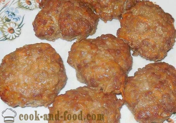 Tortini squisiti di carne macinata: maiale, manzo, carote e aglio - come cucinare cotolette di carne, un passo per passo ricetta foto