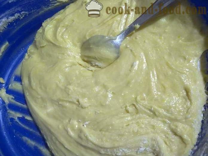 Torta semplice e deliziosa con cagliata - come cucinare una torta con crema di formaggio - un passo per passo ricetta foto
