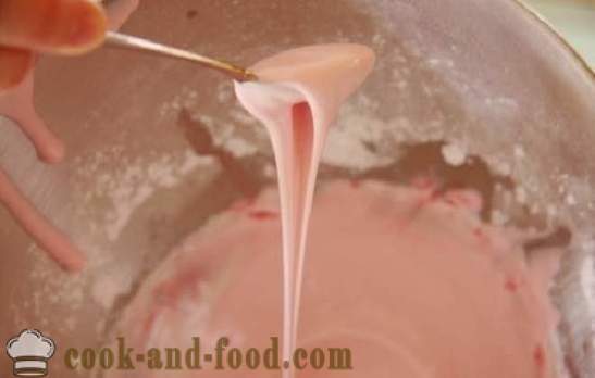 Raw bianco e smalto di colore - una ricetta come preparare la glassa di zucchero a velo e proteine