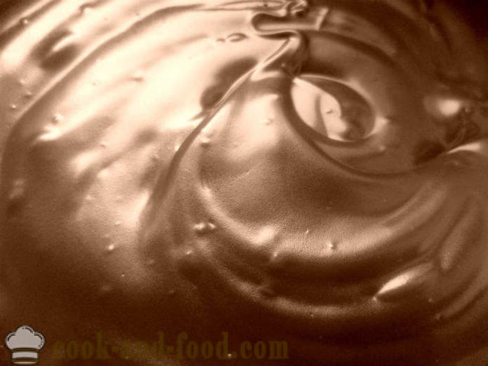 Crema al cioccolato e glassa di latte - una buona ricetta per come fare la glassa al cioccolato
