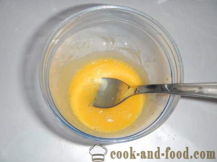 Pasta di lievito per torte e rotoli su lievito secco - come preparare la pasta di lievito nella pasta, la ricetta passo dopo passo con le foto.
