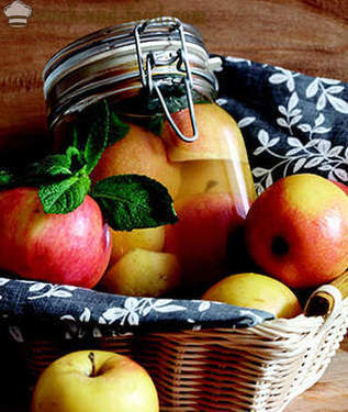 Marmellata, succo di frutta e composta: 5 ricette di mele per l'inverno