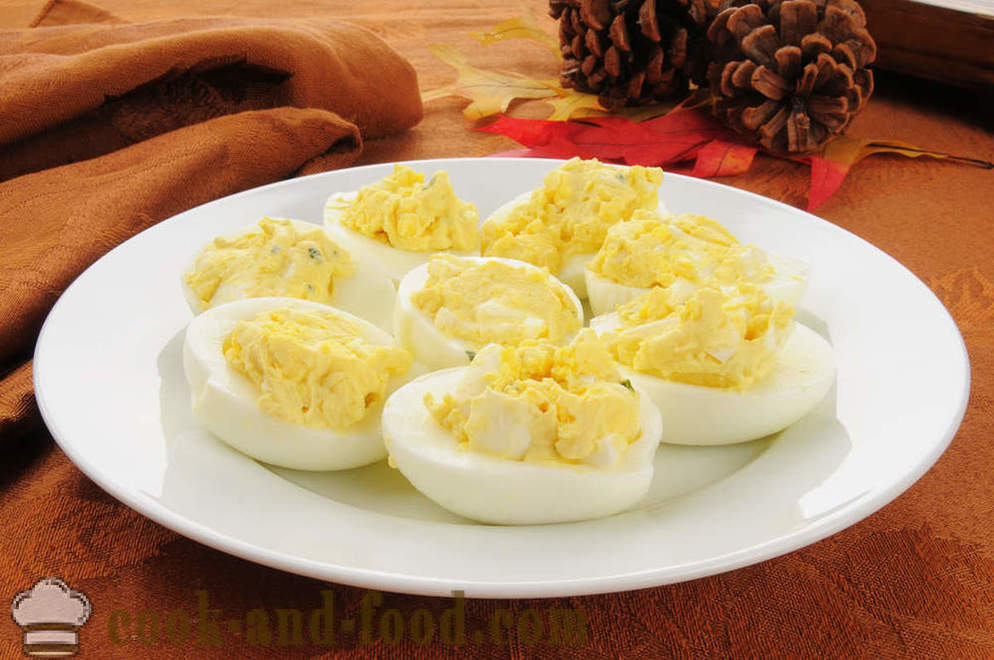 Eccellente antipasto: uova ripiene - video ricette a casa